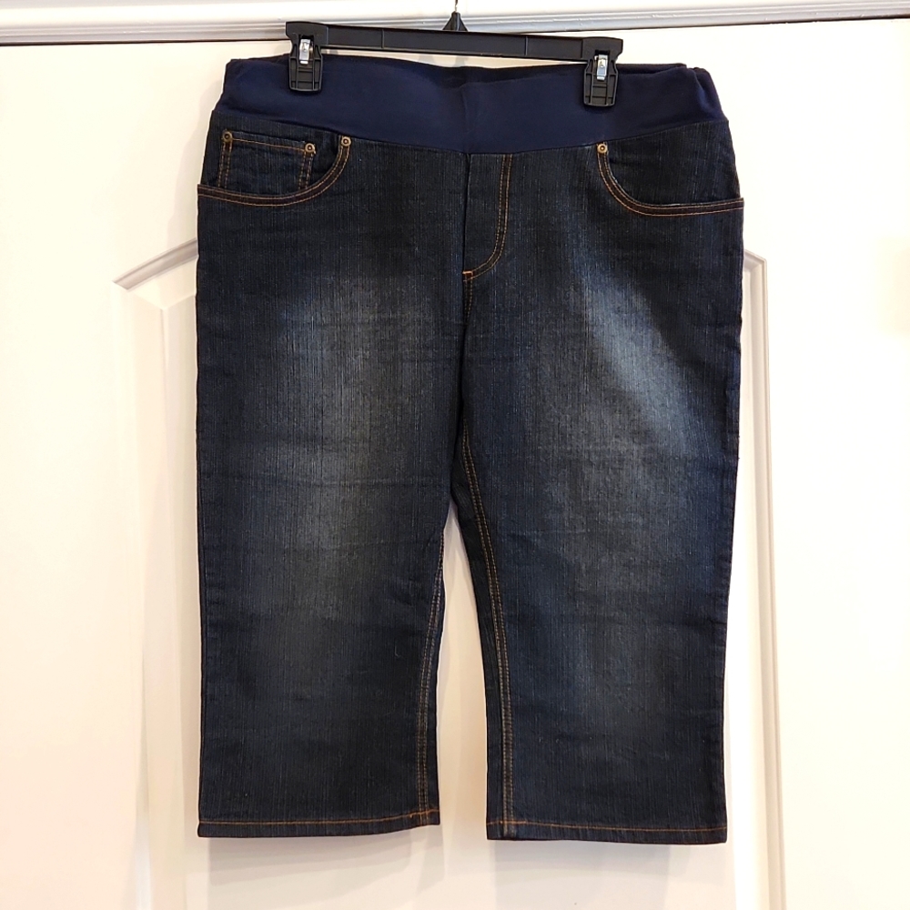 Kika Maternity Shorts size L